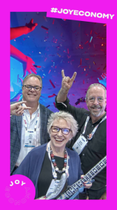 2022-11-23 fun at IAAPA 2022 in the Vangage booth with John Hughes & Brad McDonald